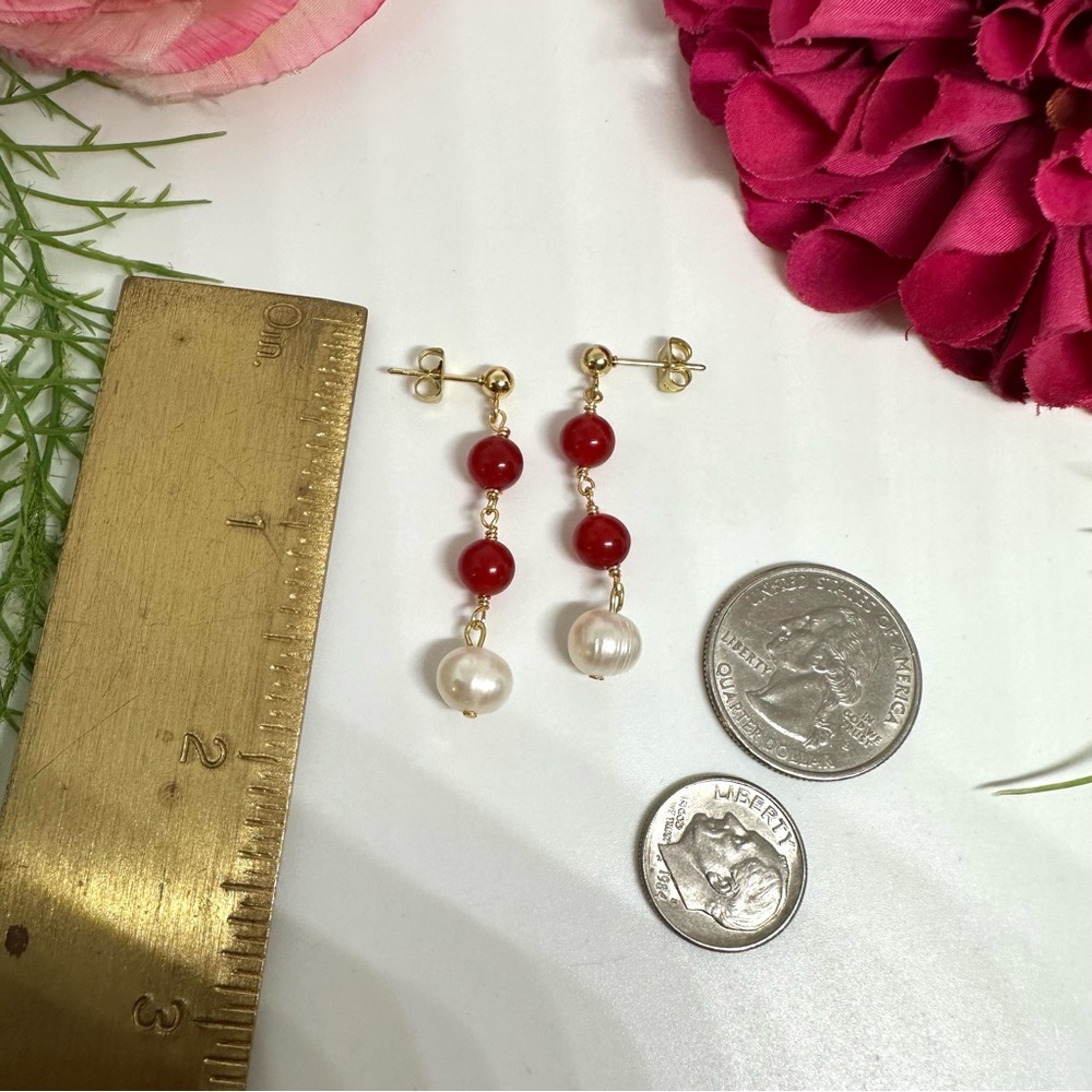 NEW⚜️Red Jade & Freshwater Pearl Handmade Earrings - Picture 4 of 5